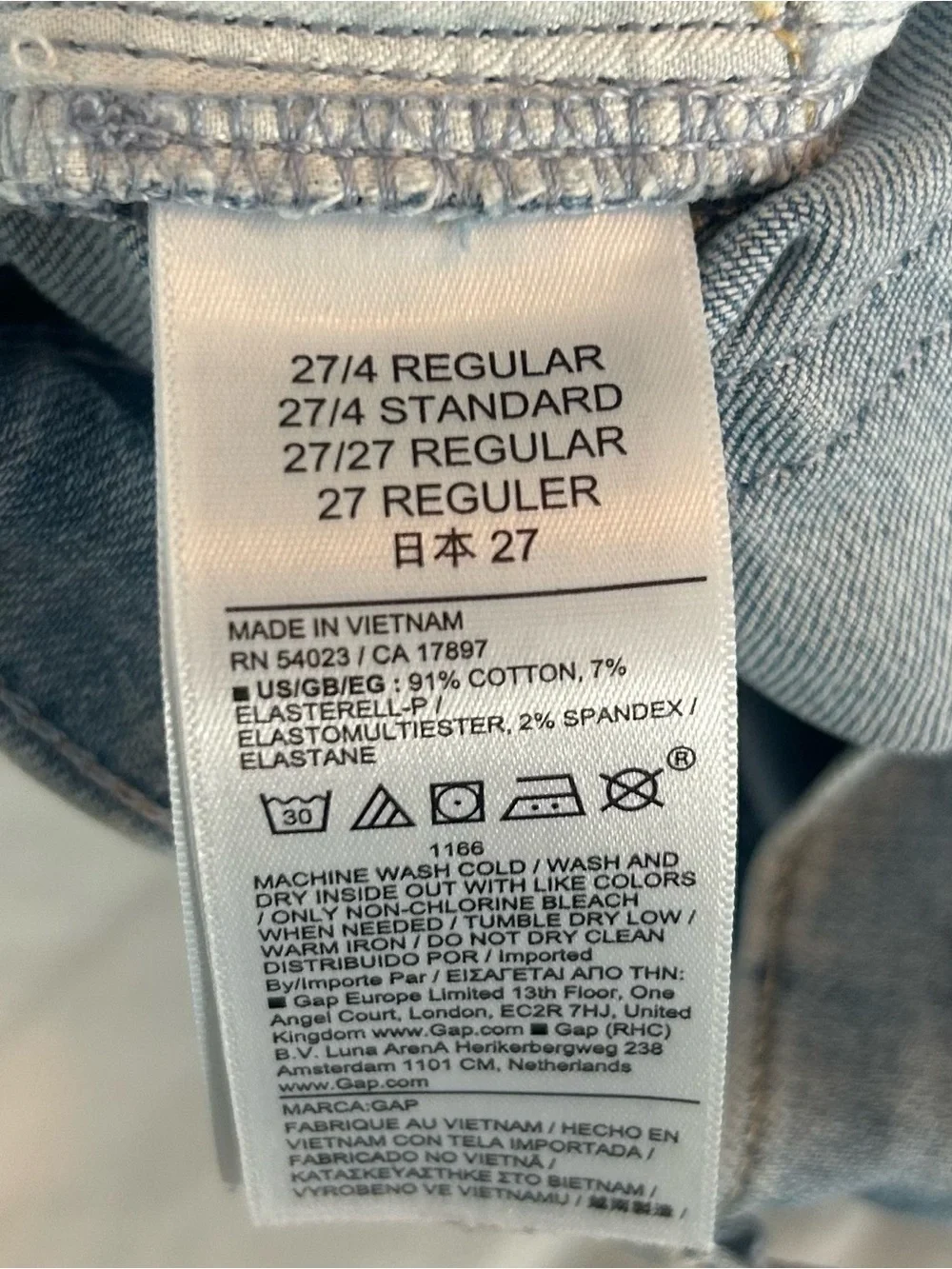 GAP Light Baby Boot Mid Rise Blue Jeans - Women